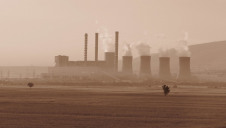 Pictured: Lignite-fired power plant in Agios Dimitrios, West Macedonia. Image: Tilemahos Efthimiadis / https://www.flickr.com/photos/telemax/3636859652